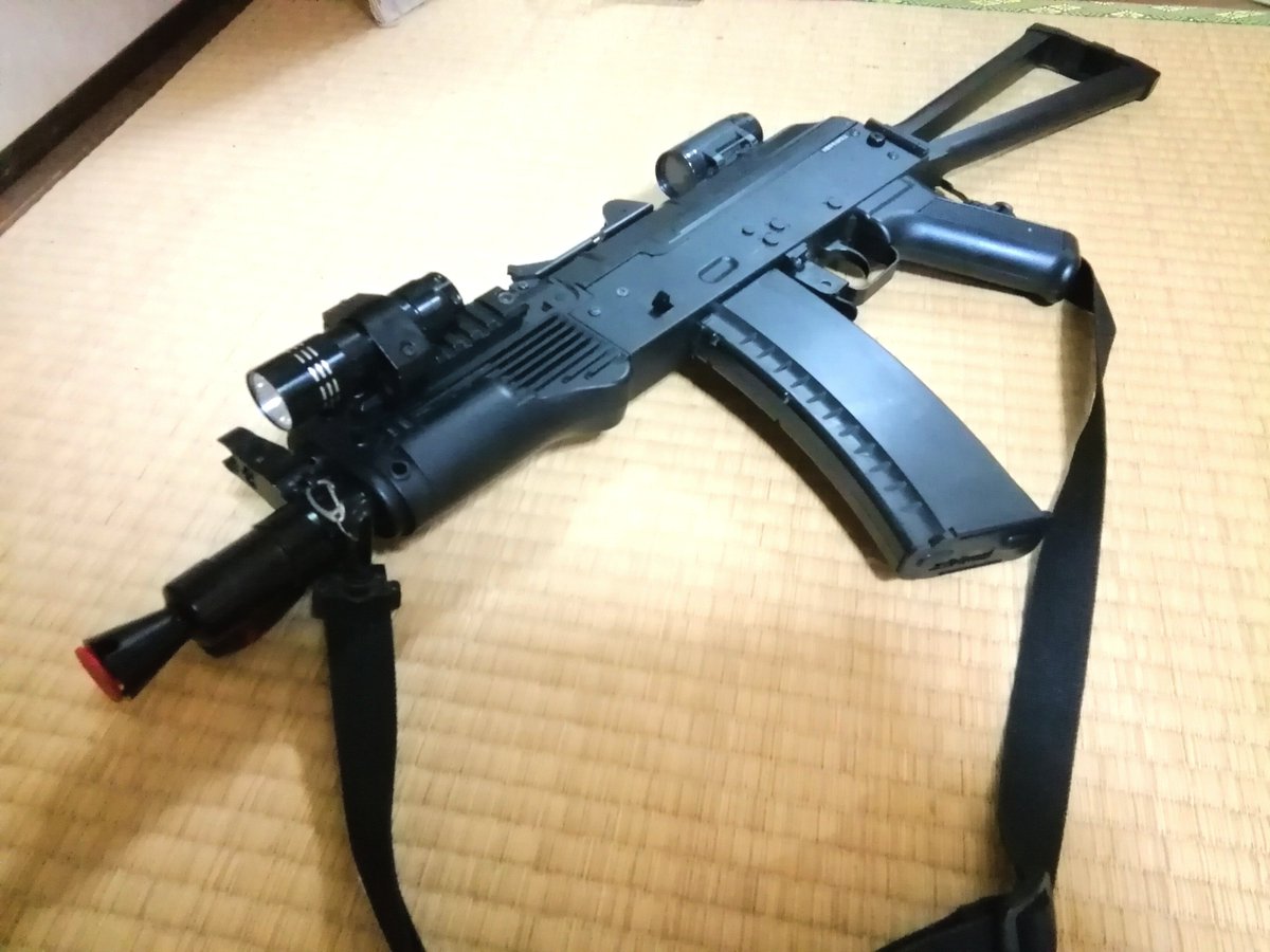 ミスター ブシにゃん 絵日記帳 Twitterissa 3 今夜は 久ぶりに ライトプロのak74u を弄ってみた 長さが足りない分 色々付けて重くしてみた やはり 重さは雰囲気に重要な要素 Fwf エアガン サバゲー Ak74 ライトプロ 東京マルイ 10禁はいい ミスター ブシにゃん 絵日記帳 Twitterissa 3 今夜は 久ぶりに ライトプロのak74u を弄ってみた 長さが足りない分 色々付けて重くしてみた やはり 重さは雰囲気に重要な要素 Fwf エアガン サバゲー Ak74 ライトプロ 東京マルイ 10禁はいい