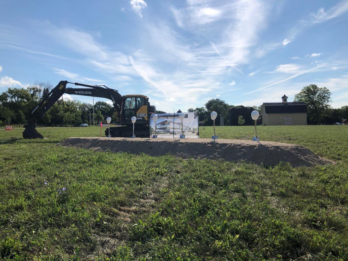 IrgensPartners's tweet photo. Getting ready for the #hydrite groundbreaking at Golf Parkway Corporate Center! #gpcc https://t.co/571qKZcnY1