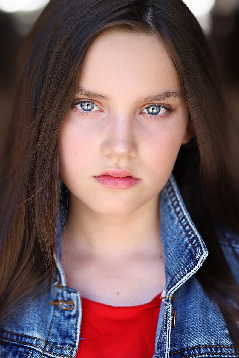 Y’all go follow my actress/model daughter instagram.com/natalie.e.mull… on IG...
•
•
•
#younghollywood #industrykids #headshots #kidsheadshots #actingheadshots #commercialheadshot #actorheadshots #youngactor #youngactress #childmodel #childactor #kidportrait #childactress #kidsmodel