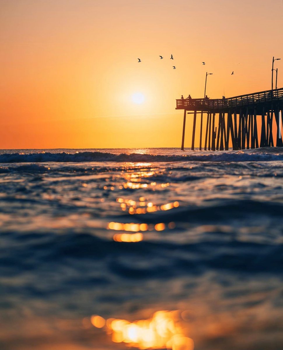 Our favorite color is sunrise. 🌅😍
📷: @tpt_photo