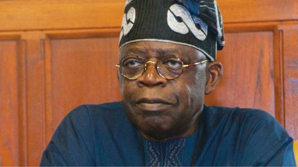 Taiwobiodun's tweet photo. "I want to warn again that Tinubu can wreck Nigeria... Tinubu can wreck APC &amp; make way for Atiku... Tinubu... make the breakup of Nigeria a fluidic exercise. I know what I am saying &amp; will not repeat it again." - Obinna Akukwe @ObinnaAkukwe  @AsiwajuTinubu #TinubuCanWreckNigeria https://t.co/brztMCofRu
