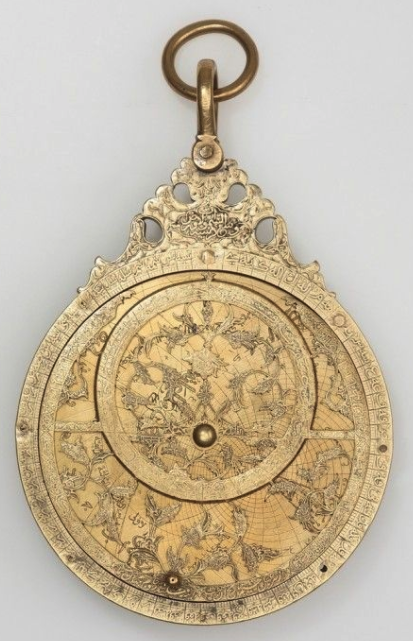 CLIRnews's tweet photo. The @dlmenetwork Find of the Week: an intricate brass piece from 1650, part of the @ShahreFarang collection of astrolabes and celestial globes which were used in the Persian world to create astrological maps. #DLME #MENA https://t.co/gpRLojEcgj https://t.co/qngOfEWpWC