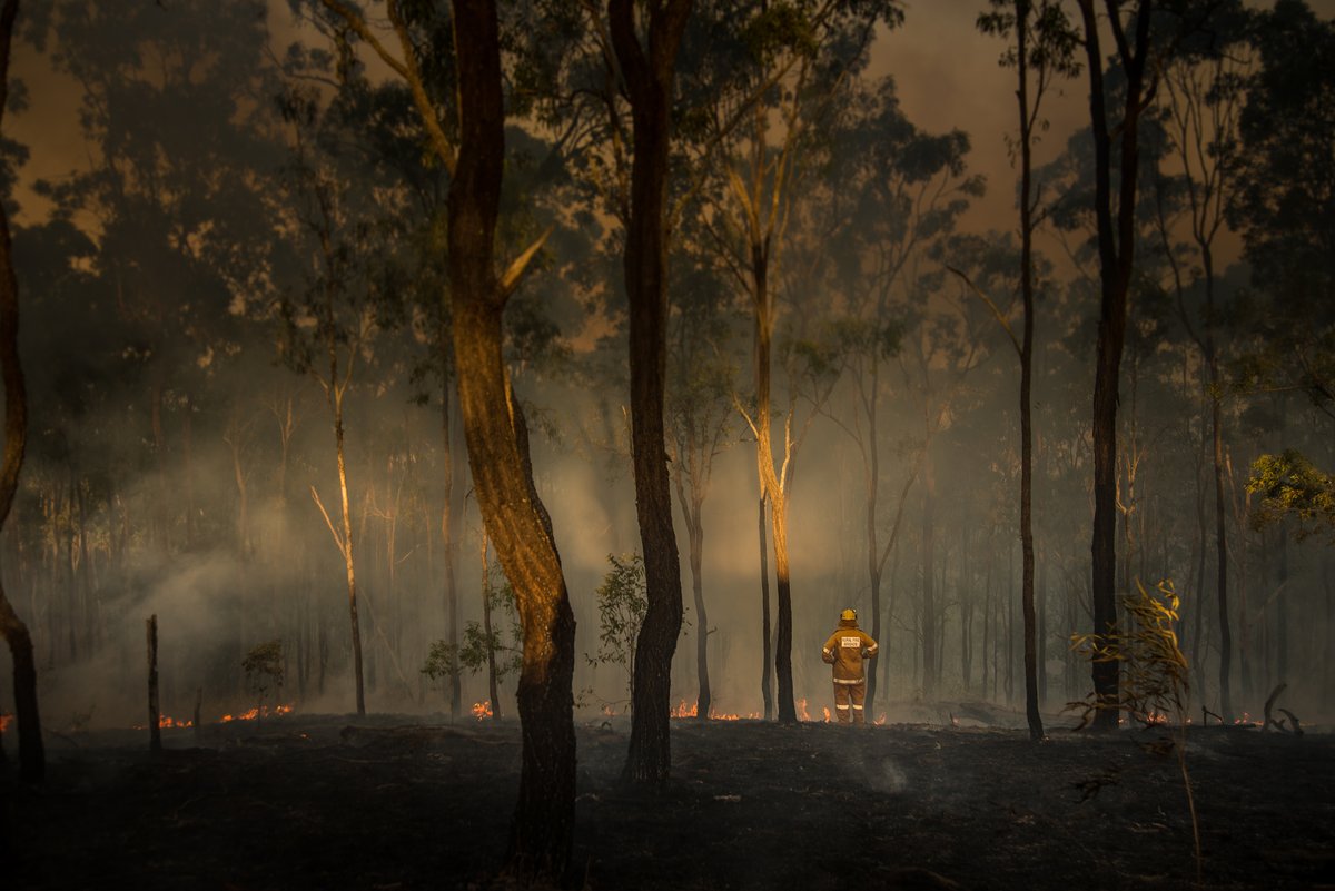 CopernicusEU's tweet photo. 🔥🧑🚒 @CopernicusEMS is in full swing providing timely information on #wildfires to Greek and Portuguese emergency response agencies. Thanks to its #RappidMapping service, it helps fight wildfires and protect forests! Follow the news here: https://t.co/bCxJuDYHnA #EMS https://t.co/3Ca3ItDM96