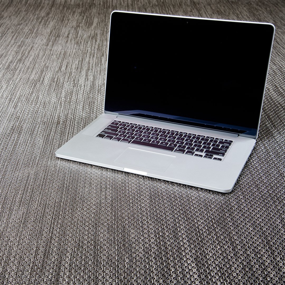 InfinityLWV's tweet image. Elevate your home office setting with a new area rug. infinitylwv.com/collections/ar…