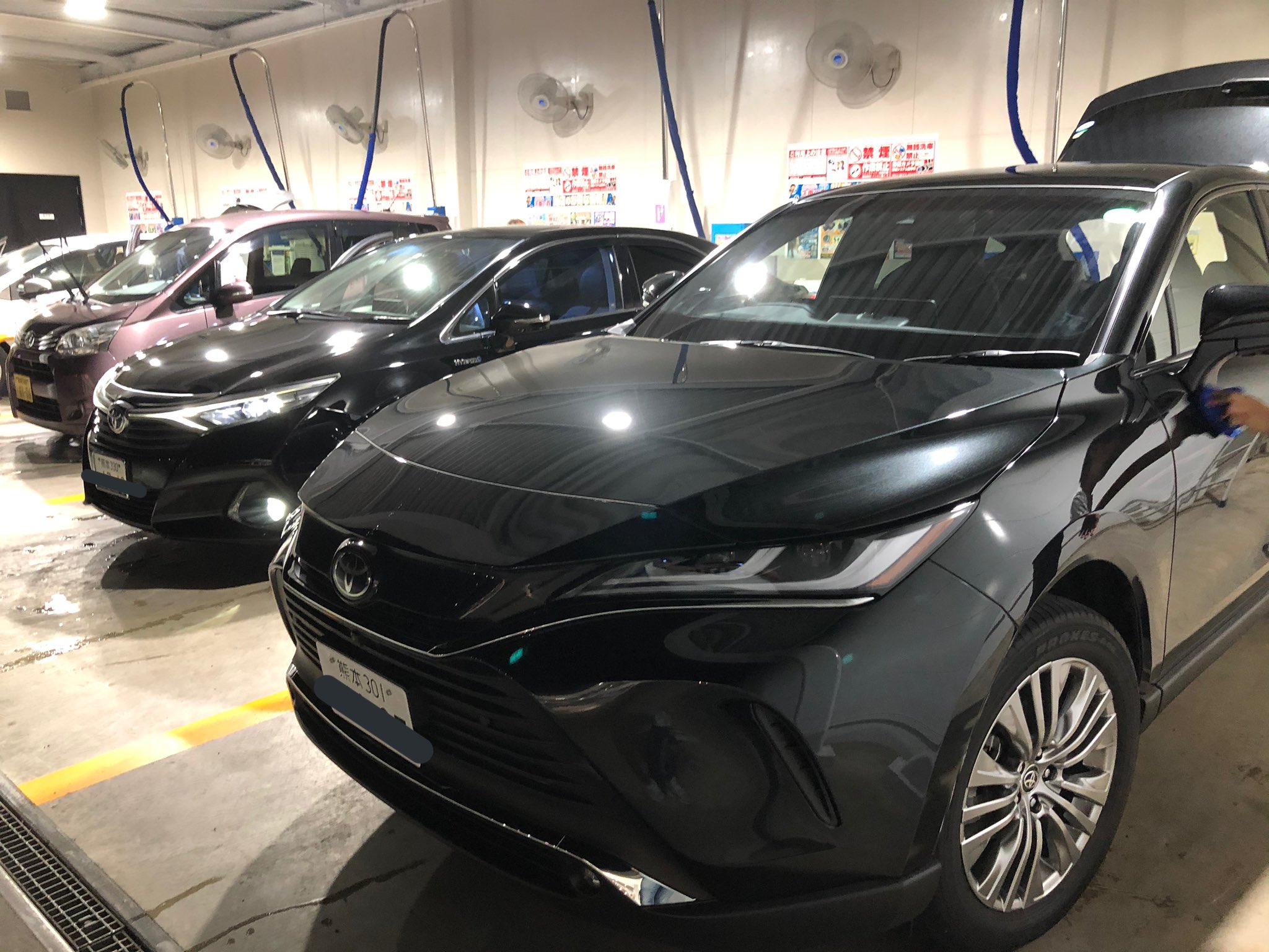 楠 Saiの2ブラックと新型ハリアーのプレシャスブラックパールがならびました 輝き方が違いますね どっちもいい T Co Cfycoo5txt Twitter 楠 Saiの2ブラックと新型ハリアーのプレシャスブラックパールがならびました 輝き方が違いますね どっちもいい T Co Cfycoo5txt Twitter