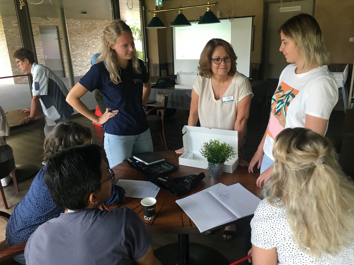 De Bredase woonzorgcentra Raffy, Lale en De Leystroom zetten de <a href="/wolkairbag/">Wolk. De heupairbag</a> in om heupfracturen bij bewoners te voorkomen. Onlangs vond de startbijeenkomst plaats. #anderswerkenindezorg #seas2grow #interreg #zorginnovatie
cic-westbrabant.nl/nieuws/bredase…