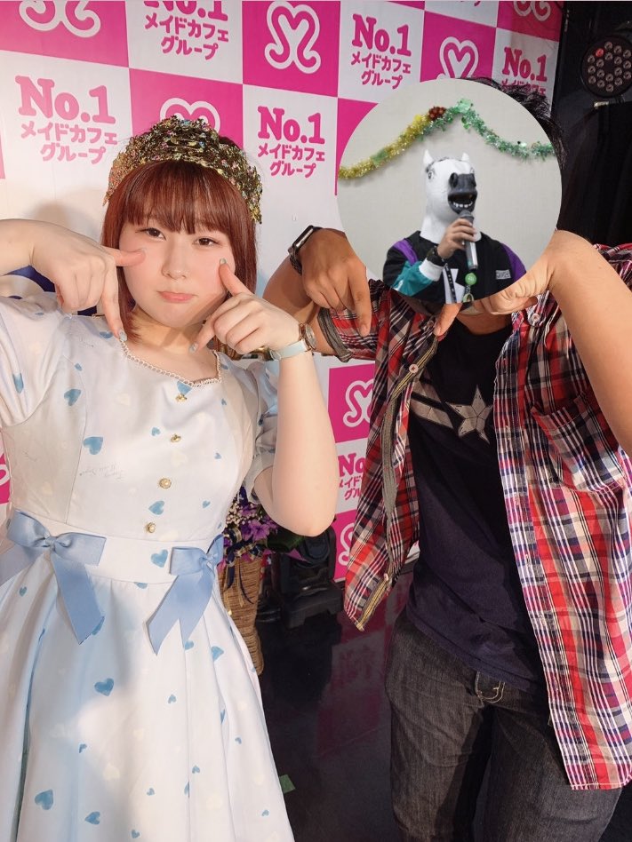 でわ 改めて卒業おめでとう こまりちゃんありがとう へぶんずげぃと こまりしか勝たん しゅんです T Co Rdlmml8otb Twitter