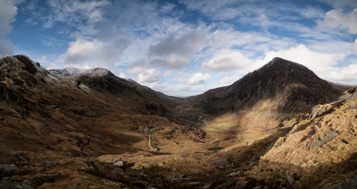 Wales' roots run as deep as our occupation of this island archipelago.From Aberystwyth to 𝗔𝗯𝗲𝗿deen, Penmachno to 𝗣𝗲𝗻zance, Pontypridd to 𝗣𝗼𝗻𝘁efract, our linguistic legacy lives.More   https://theculturetrip.com/europe/united-kingdom/wales/articles/find-out-how-wales-got-its-name  https://www.bbc.co.uk/wales/culture/sites/aboutwales/pages/history.shtml  https://www.walesonline.co.uk/lifestyle/fun-stuff/wales-called-wales-13728456