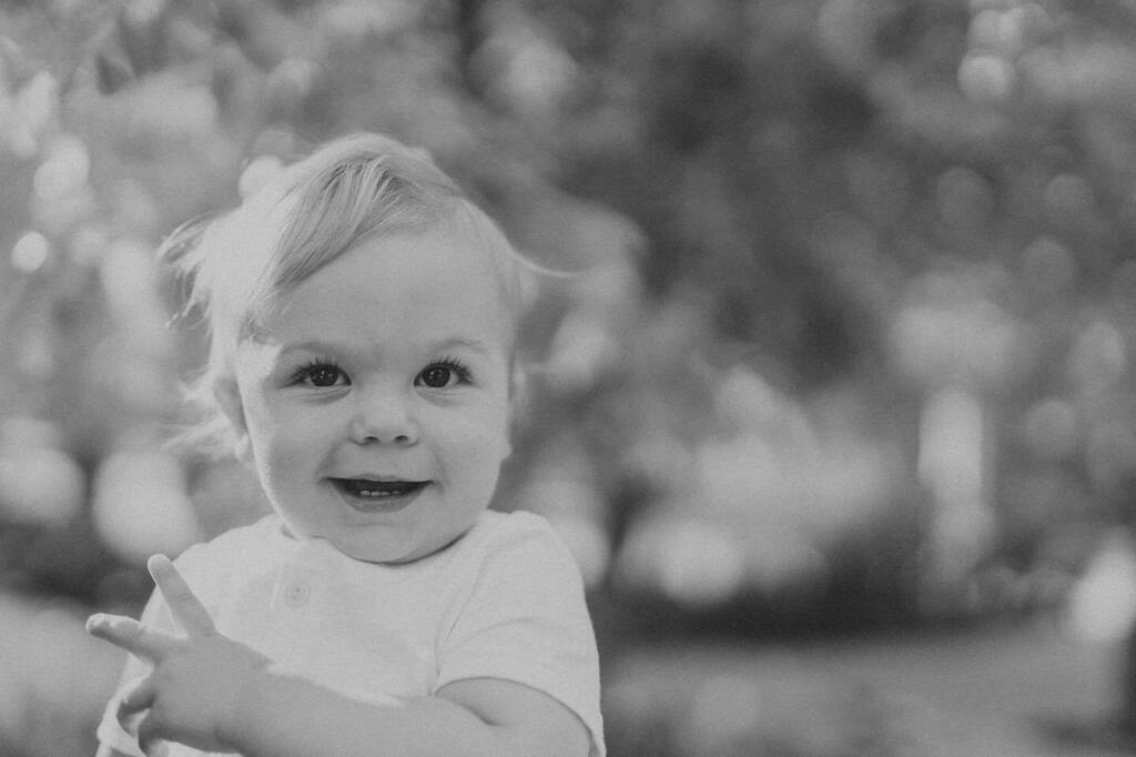 theEastcore's tweet photo. ✌🏼 Dude!

Can you even handle this cuteness? 
With most of our weddings being rescheduled to later in the year and even next year, we had the room in our schedule for a family shoot with this adorable little guy and his parents. 
It's always so fun to ca… https://t.co/xwzvpMQhgJ https://t.co/a6MuaYXjP1