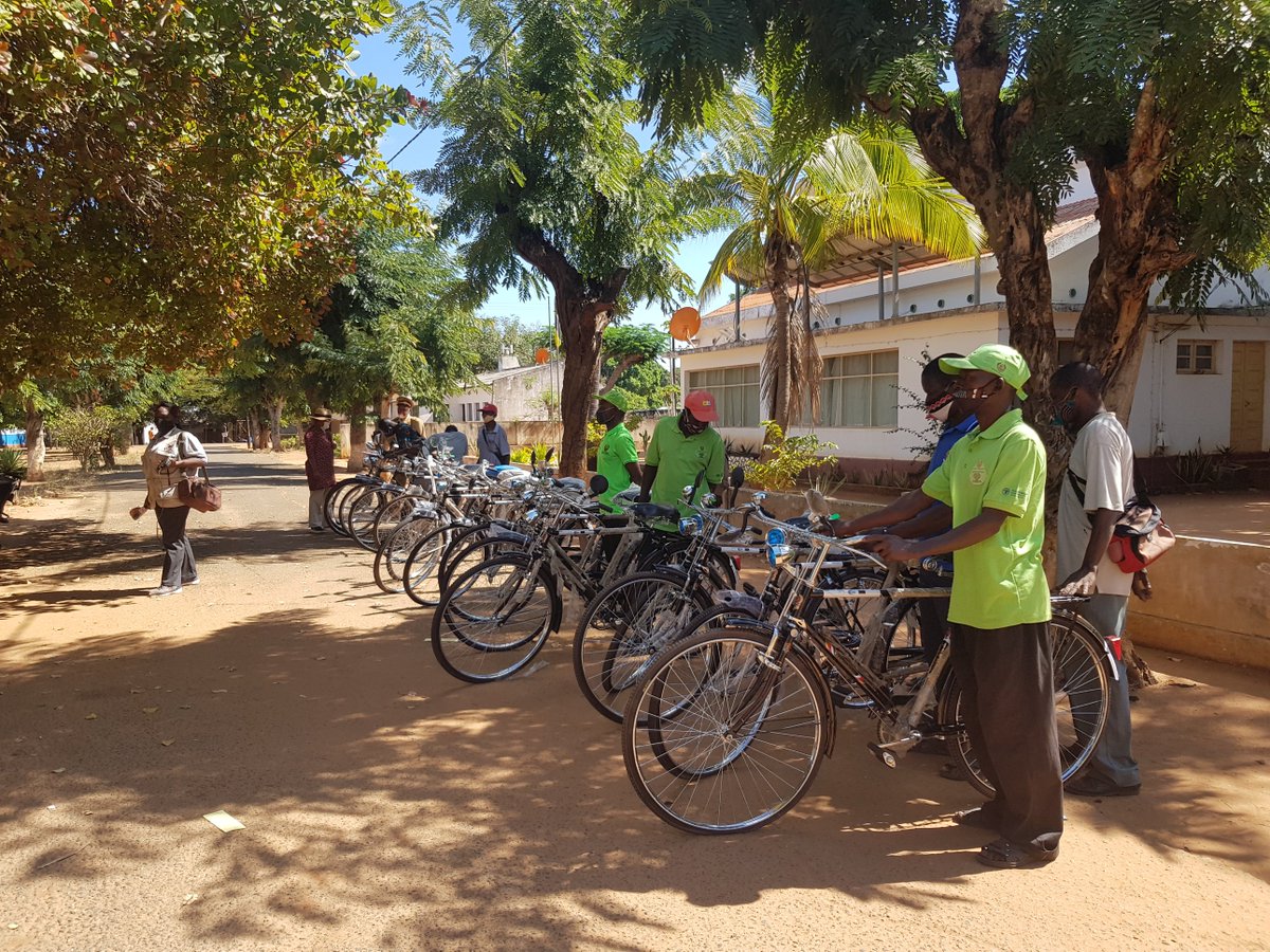 <a href="/AssProgresso/">Associação PROGRESSO</a> e o GMD, através do projecto ToPa ofereceu, em Cabo Delgado, 16 bicicletas a igual número de líderes comunitários do distrito de Ancuabe, com vista a dinamizar as actividades desenvolvidas no âmbito do projecto.
ToPa é um projecto financiado pela União Europeia.