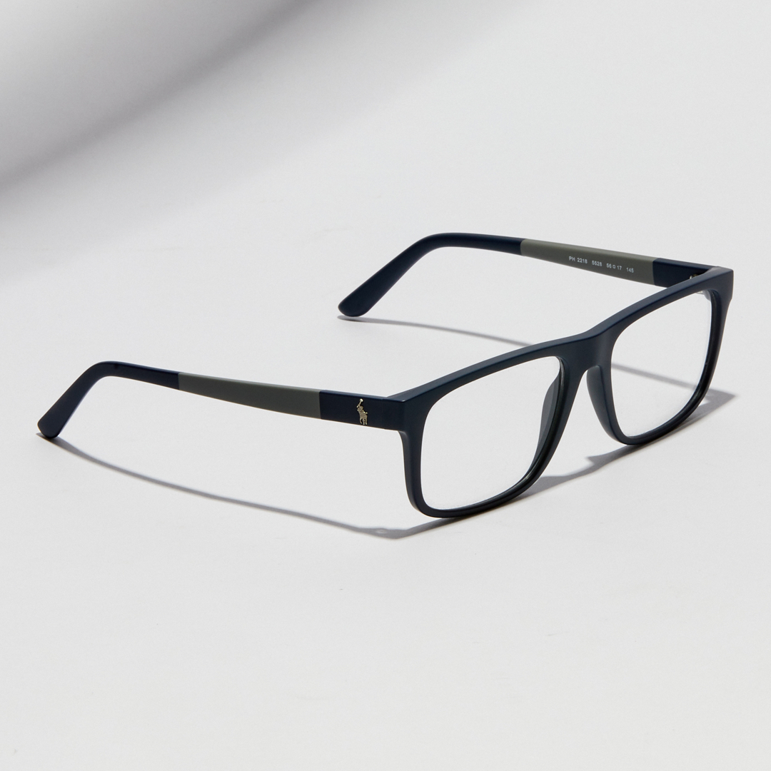 LensCrafters's tweet image. Polo Ralph Lauren exemplifies timeless American style: classic, casual and clean.
⠀
Discover the new collection in store and on LensCrafters.com 
⠀
#BecauseSight #RalphLauren #PoloRL #designerglasses #designerframes #RalphLaureneyewear #PoloRalphLauren #RalphLaurenPolo