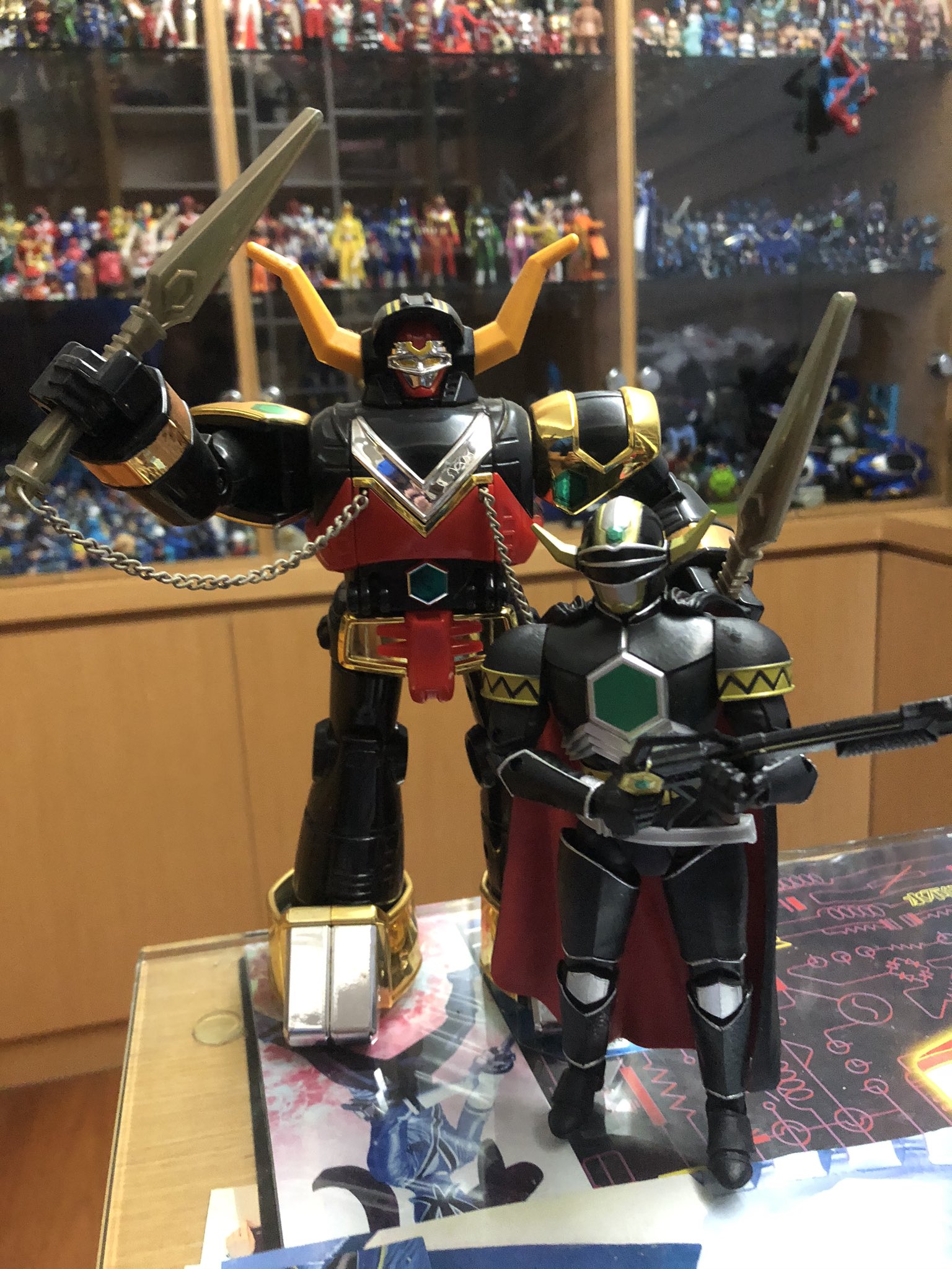 森永製菓 ギンガロボコレクション 星獣戦隊ギンガマン 重騎士ブルブラック F まんだらけ Mandarake