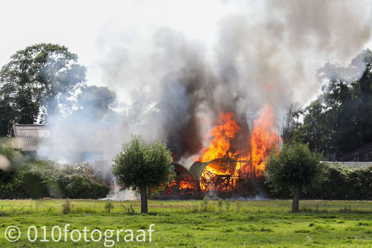 Melding brandweer Willemsoordseweg Schipluiden inzake grote brand