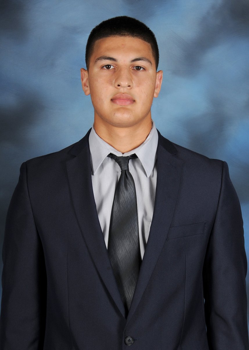 coach_hallmark's tweet image. A Special Congrats to our 2020 Senior Football Captains. These young men Exemplify our Klein 5 Core Values in all walks of their lives. We are proud of them and know they will lead by example.@KenzoViteri @masontharp80 @iam_rmxiii @BowlingJr90 @BearkatFB @BrandonBaker31