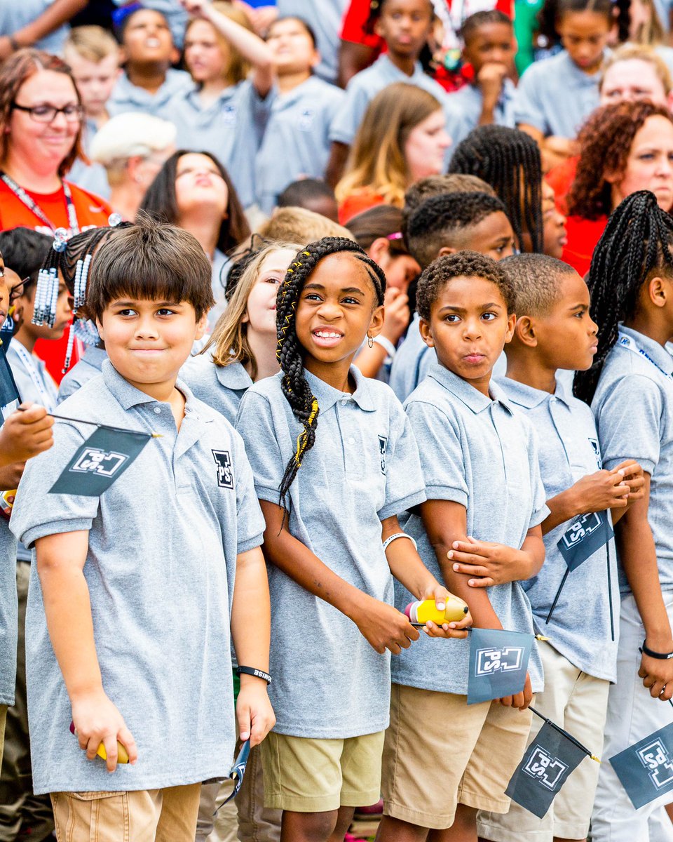 IPROMISESchool's tweet image. On July 30th, 2018, our lives were changed forever for the better. 🥰
 
2️⃣ years ago today the I PROMISE School opened its doors with a mission of creating real, lasting change by becoming a model for urban public education around the world.