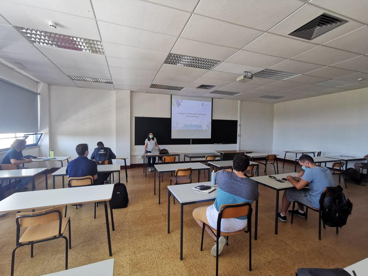 UCIBIO_Research's tweet photo. Program #veraocomciencia has started this week @UCIBIO_Research @FCTNOVA.
UCIBIO has got 15 Fellowships funded for students to attend โSummer School UCIBIO-NOVA - Initiation to Research in Applied Biomolecular Sciencesโ, coordinated by Eurico Cabrita. https://t.co/drwQFTYexb