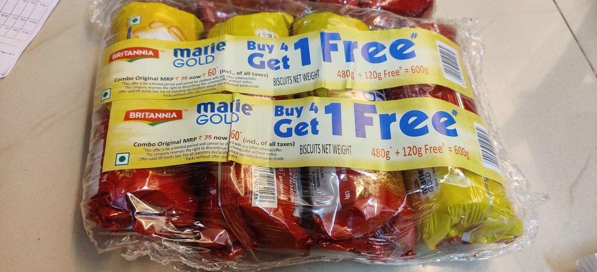 nilayray's tweet photo. @StarQuik I ordered for 'Britannia Marie Gold Biscuits Combo 5 x 120gm'. Got the delivery of 4 x 120gm packets in #doorstepdelivery Why you are doing this type of #cheating ?t https://t.co/yabkxlEm5z