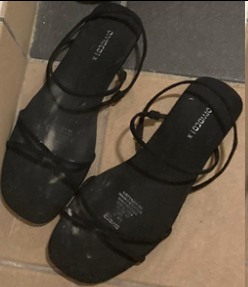 你們會簡邊對呢?😂 估下最後選擇那一對?  近來潮流興拖鞋款..SOSAD... 幾時先興返D平底鞋  #扫楼 #恋足 #打胶  #原味 #射鞋 #Cumshoes #射平底鞋 #Cumflats https://t<a href="/tag/%E6%89%AB%E6%A5%BC"class="tags">#扫楼</a><a href="/tag/%E5%8E%9F%E5%91%B3"class="tags"><span>#原味</span></a><a href="/tag/%E6%81%8B%E8%B6%B3"class="tags"><span>#恋足</span></a><a href="/tag/cumshoes"class="tags"><span>#cumshoes</span></a><a href="/tag/%E6%89%93%E8%83%B6"class="tags"><span>#打胶</span></a><a href="/tag/%E5%B0%84%E9%9E%8B"class="tags"><span>#射鞋</span></a><a href="/tag/%E5%B0%84%E5%B9%B3%E5%BA%95%E9%9E%8B"class="tags"><span>#射平底鞋</span></a><a href="/tag/cumflats"class="tags"><span>#cumflats</span></a>