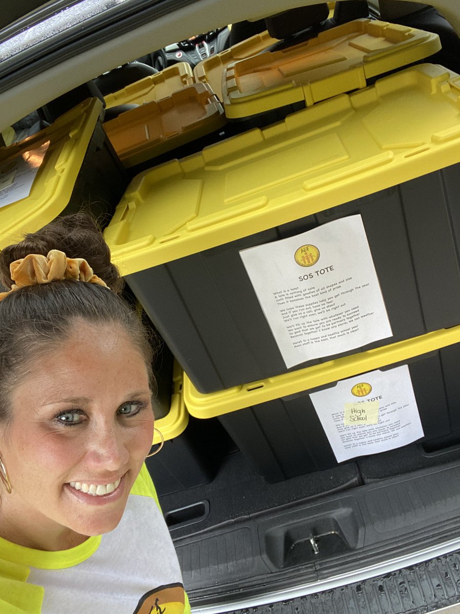 Tote fairy headed off to deliver SOS (Supply Our Schools) totes 2 @OrioleTweets schools.  Filled w water bottles from @IUHealthWest, mask lanyards, masks, gloves, Kleenex, flash drives & more.  AEF will keep these totes filled up throughout the year as needed.  Welcome back!