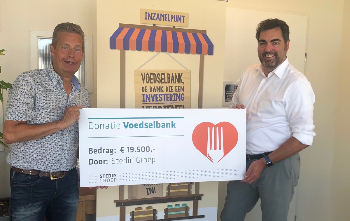 Trots op onze collega’s bij #Stedin Groep die ervoor zorgden dat we 19.500 euro konden doneren aan de #voedselbank in #Rotterdam! Met de zomervakantie voor de deur, konden onze collega's een kleine attentie uitkiezen of doneren aan de voedselbank. Dat leverde dit mooie bedrag op.