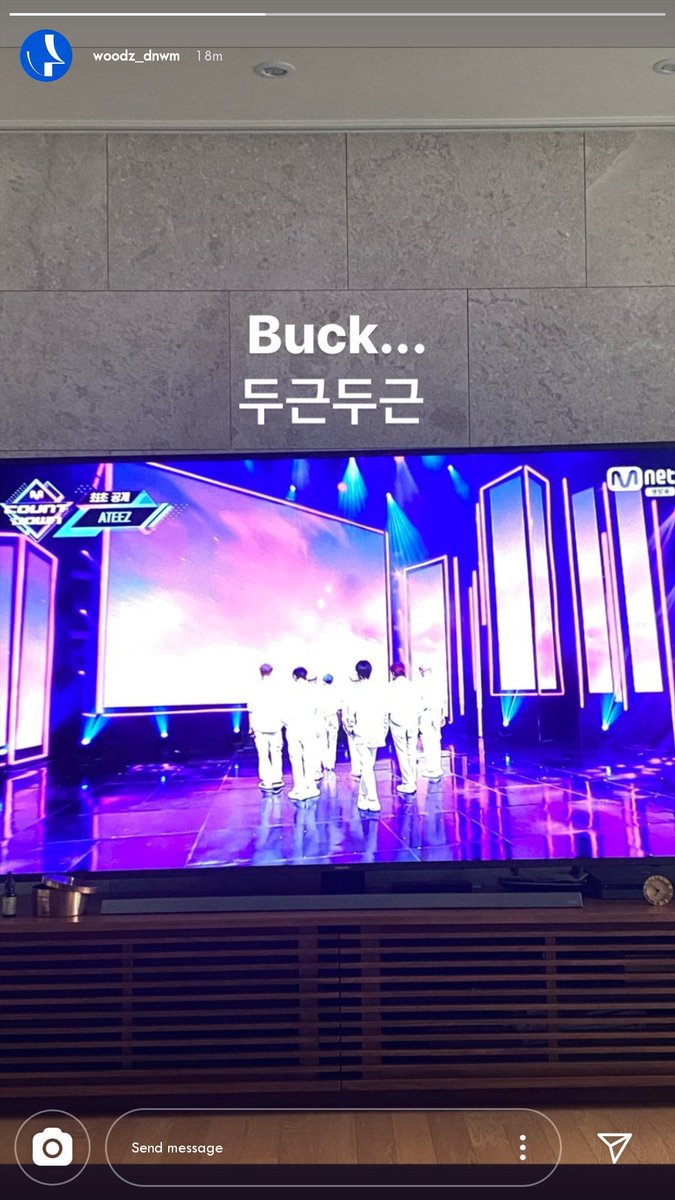  #UNIQ Cho Seungyoun (ex X1 member) posted an Instagram story of him watching ATEEZ stage on M Countdown He wrote "Buck... dugeun dugeun (sonido de los latidos)" @ATEEZofficial  #ATEEZ    #에이티즈  