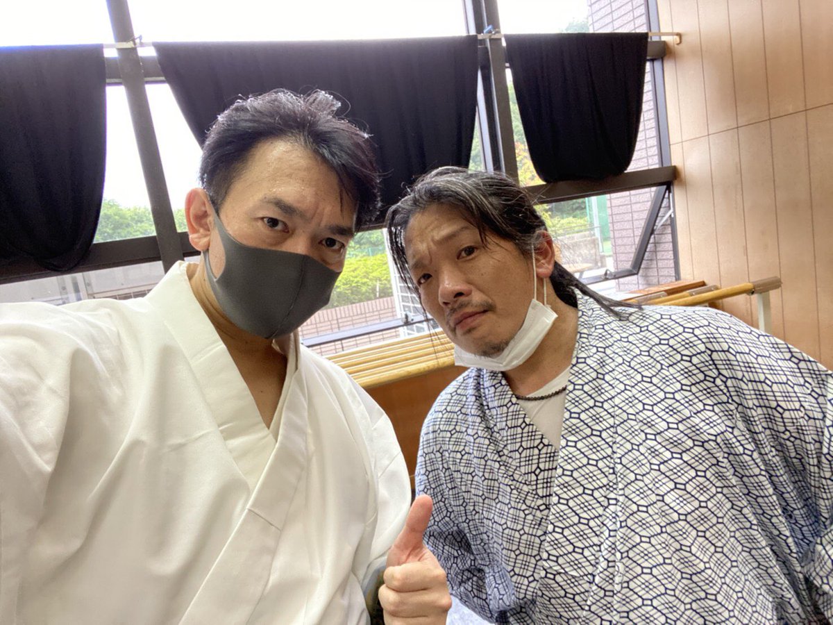 UfhTj2QbtE3eywr's tweet photo. 日本工学院八王子専門学校で久々に子供達と稽古‼️
楽しかった〜〜‼️ https://t.co/m2IuHE9pog