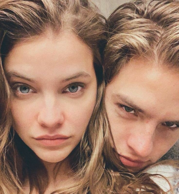 𝐬𝐩𝐫𝐨𝐮𝐬𝐞𝐡𝐚𝐫𝐭×𝐝𝐚𝐫𝐛𝐚𝐫𝐚: a thread(I put it back because has been deleted. I don& #39;t know why)