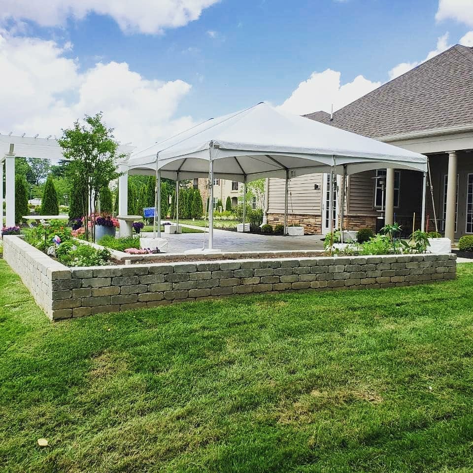 block_roll's tweet photo. Backyard Entertaining done right ๐ก โ
โบ: @sjpartyrentals
#blockandroll #backyard #tentrental #concrete #tentballast #tents #eventprofs #safetyfirst #tent #blockresponsibly https://t.co/hWUwPPmD4B