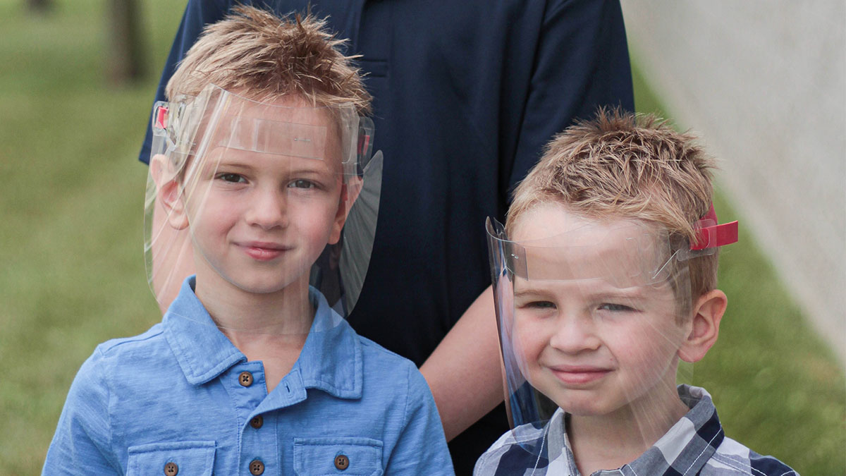 canshieldppe's tweet image. You asked, we listened! Yesterday we announced the launch of Reusable Kids Face Shields to our line of PPE products. These adjustable shields, designed for kids ages 5-12, are now available in packages of 2, 5 or 20 units on our online store. Learn more: bitly.ws/9cQ4