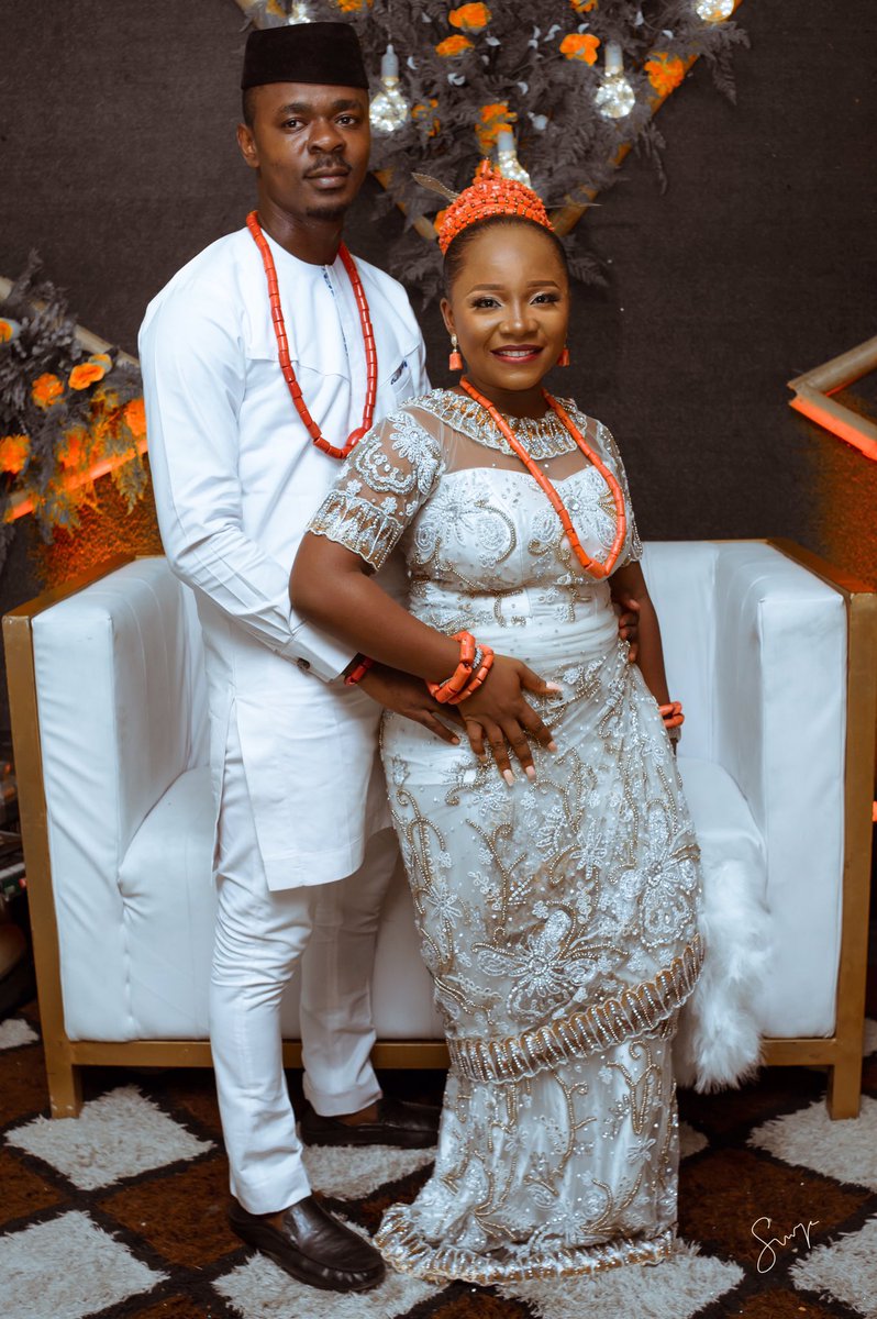 1015events's tweet image. Chioma &amp;amp; Daniel in their glory🤩
—————————————
#Code2020
——————————————
.
.
.
.

.
#1015events #1015eventsWeddings #1015eventsProduction #1015eventsCouple #nigerianwedding #nigeriancouple #nigerianweddings