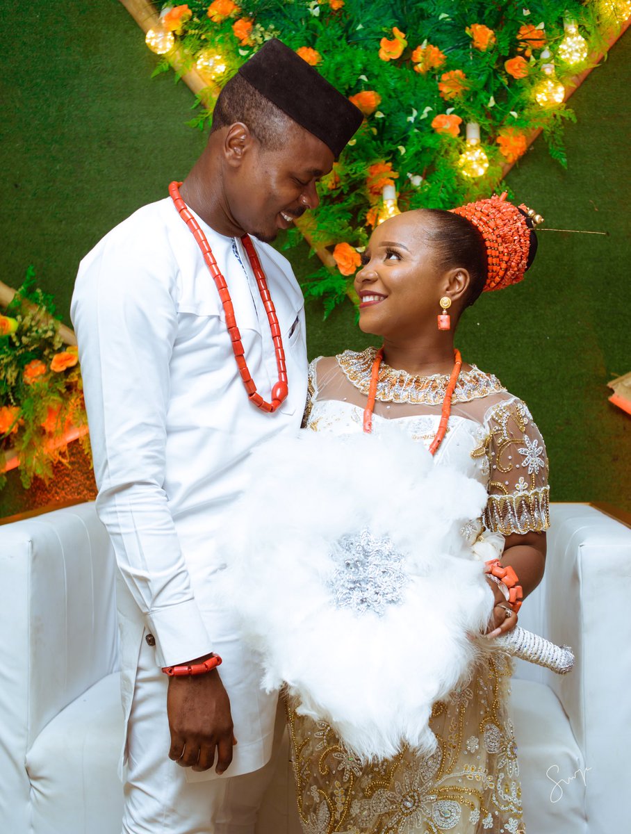1015events's tweet image. Chioma &amp;amp; Daniel in their glory🤩
—————————————
#Code2020
——————————————
.
.
.
.

.
#1015events #1015eventsWeddings #1015eventsProduction #1015eventsCouple #nigerianwedding #nigeriancouple #nigerianweddings
