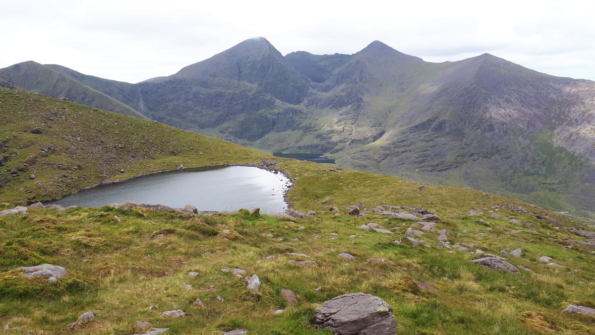 aebhin's tweet photo. This week's office view for @ScottCawleyEcol's Principal Ecologist Kate-Marie O'Connor :-) botanising in #TheKingdom #TheReeks https://t.co/yFLjCVUgtB