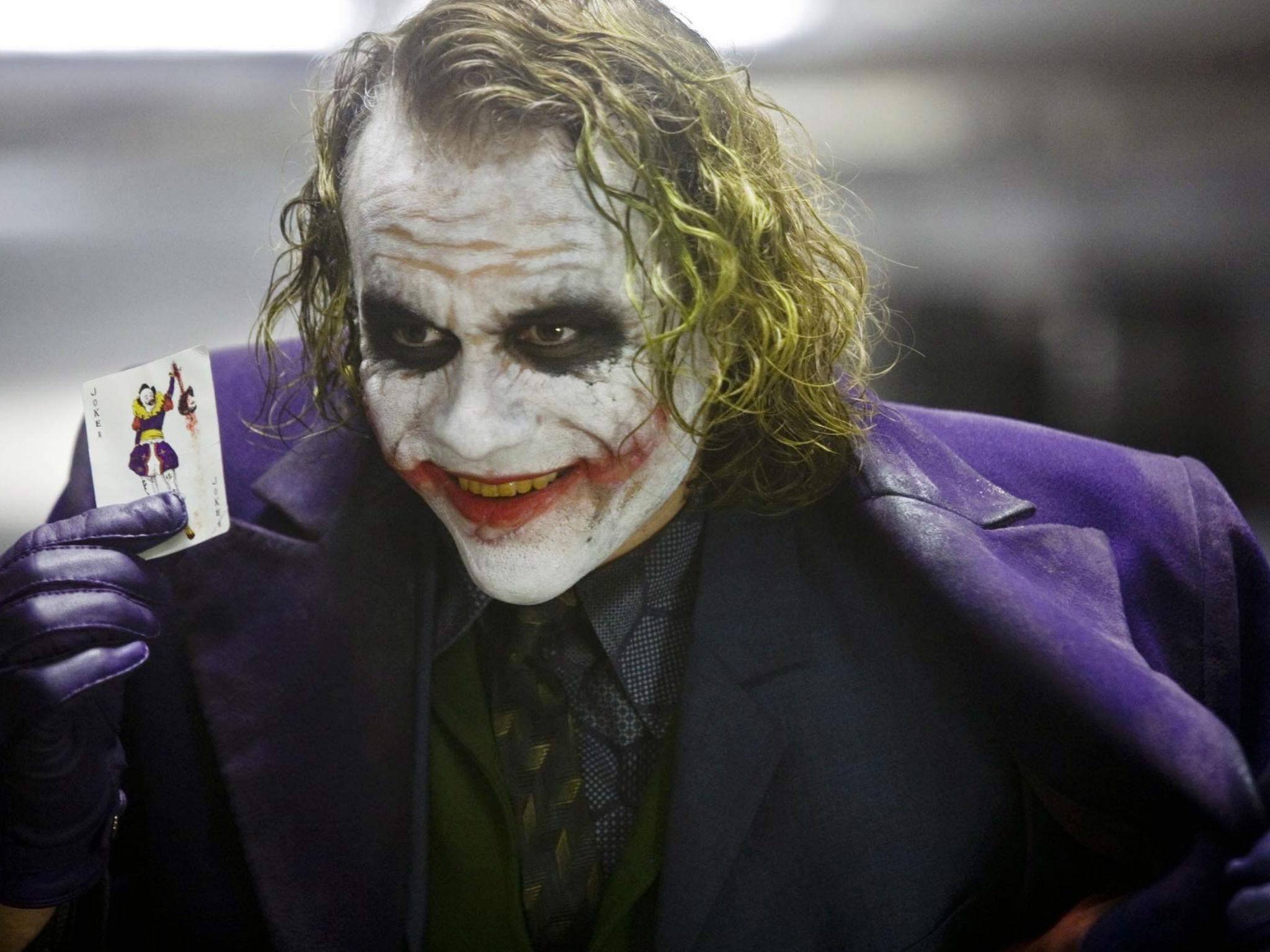 Fandom Wb Wanted To Give Joker An Origin Story In The Dark Knight According To The Film S Writer David S Goyer We Got A Lot Of Push Back Via Comic Con