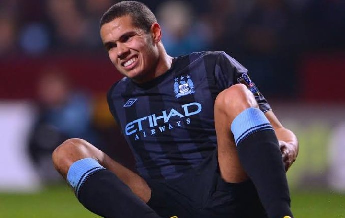 ... to compete with the likes of Yaya Toure in the center of the park. A significant lack of game time caused Rodwell to gradually fade to the outer-fringes of Man City's first team. It was time to move on for Jack