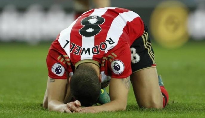 ... 39 premier league matches. His contract was terminated by Sunderland the following year.In the summer of 2018, Rodwell signed a one-year contract with Blackburn Rovers where he made 21 appearances. He turned down an opportunity to extend his contract with Blackburn Rovers..