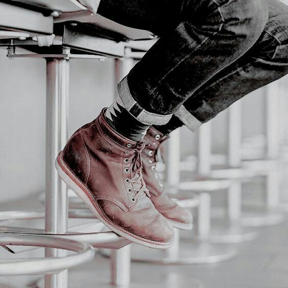 kindcstsoul's tweet image. ┌── Remus John Lupin.

      ───── ☾ ─────

        ☾༉⋮ Loyal, kind and brave.
           ☾༉⋮ Gryffindor.
              ☾༉⋮ Marauder.

                     ↺&amp;amp; ♡