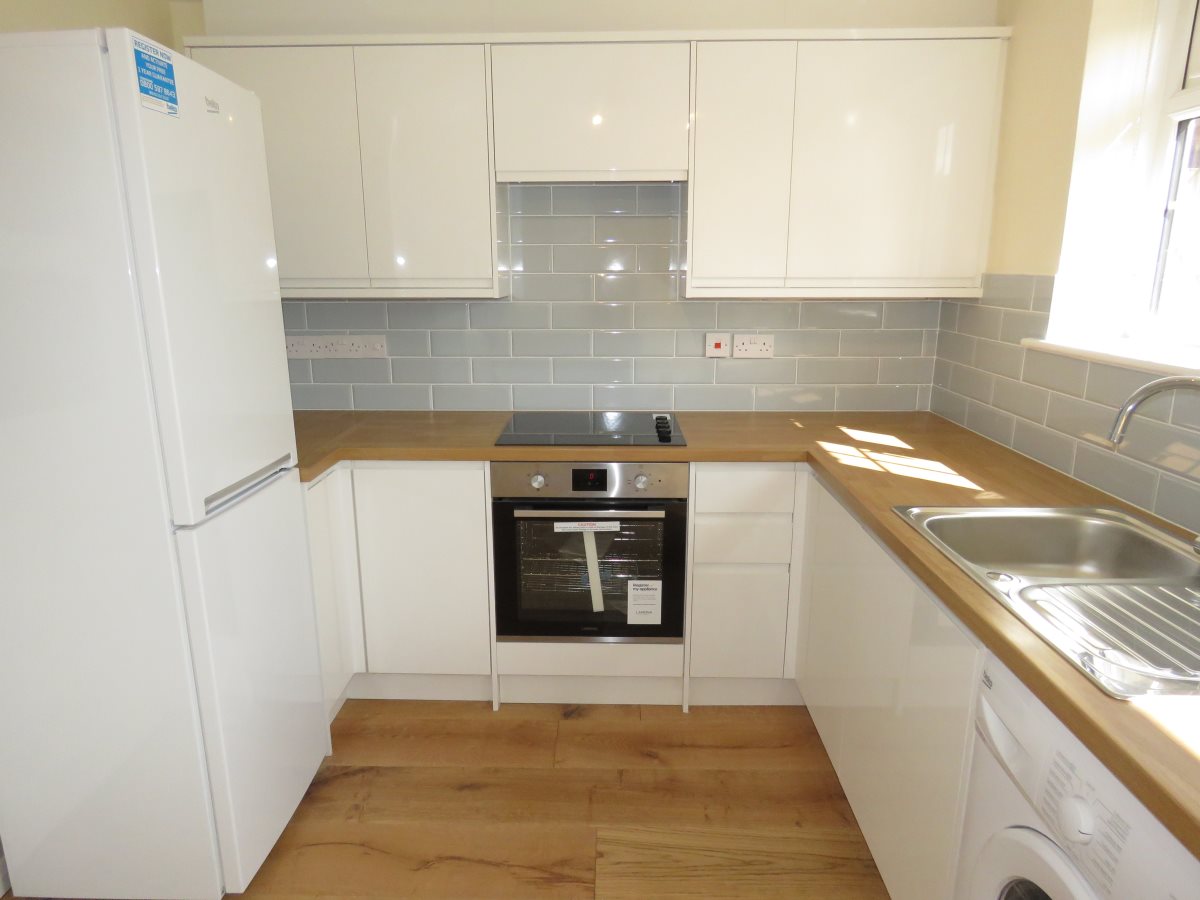 lettersyork's tweet image. This cosy 2-bed cottage in Nether Poppleton won't hang around for long! Details here (Ref 333): lettersltd.uk/find-a-propert… #2let #2rent #York #2bed #NetherPoppleton