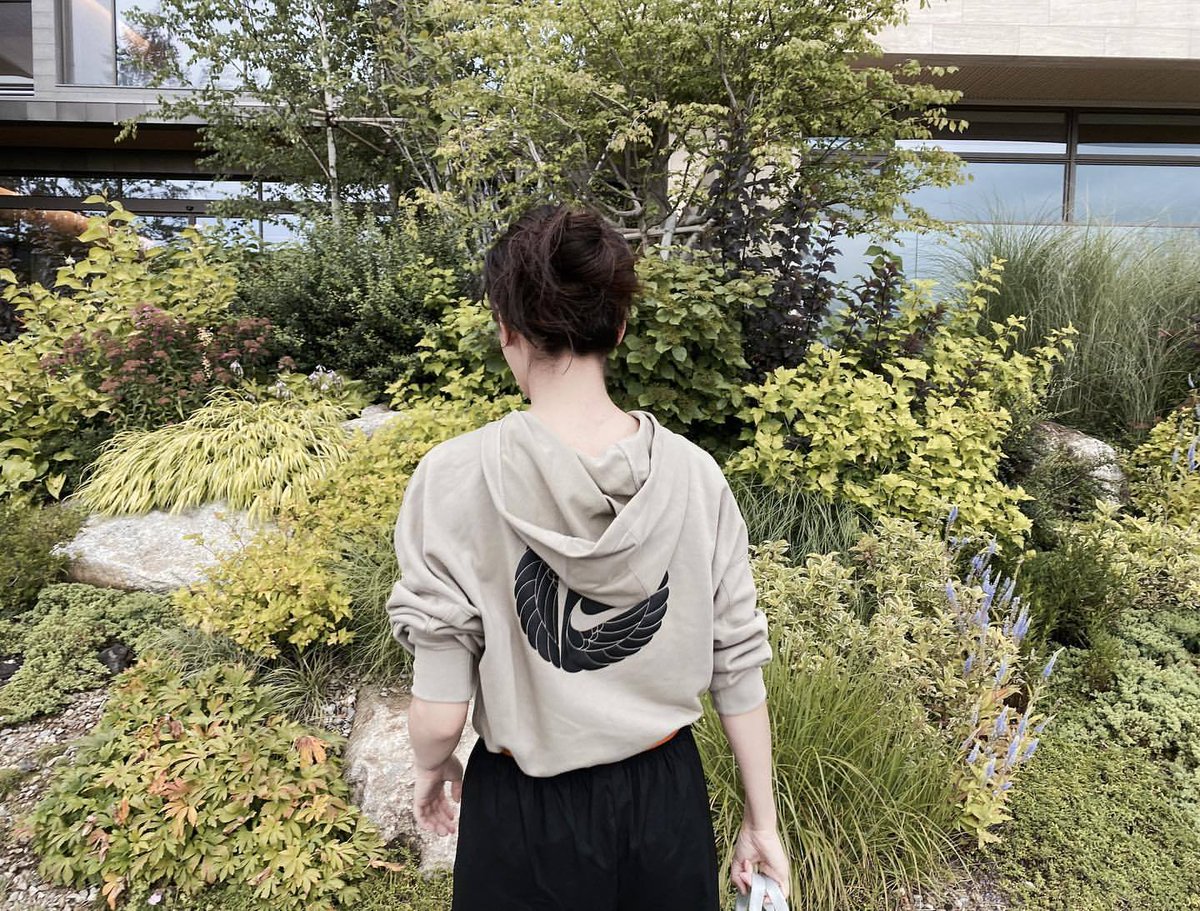 S8SHIFrance's tweet photo. [📸] #SOSHIPICS | 30.07.20 ➡ SOOSTAGRAM

❝ Yuri-yah, j'ai fais un photoshoot pour toi #CelleQuiRendLeMieux #DeDos ❞

─ https://t.co/ZgmplgOyuU https://t.co/LAeuwoyRDC
