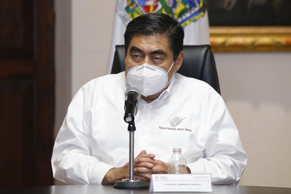 MBarbosaMX's tweet photo. El Gobierno del Estado ha entregado millones de #cubrebocas con el objetivo de prevenir más contagios, continuaremos con esta acción para cuidar la salud de las y los poblanos durante la pandemia. https://t.co/vfVFQ61WKL