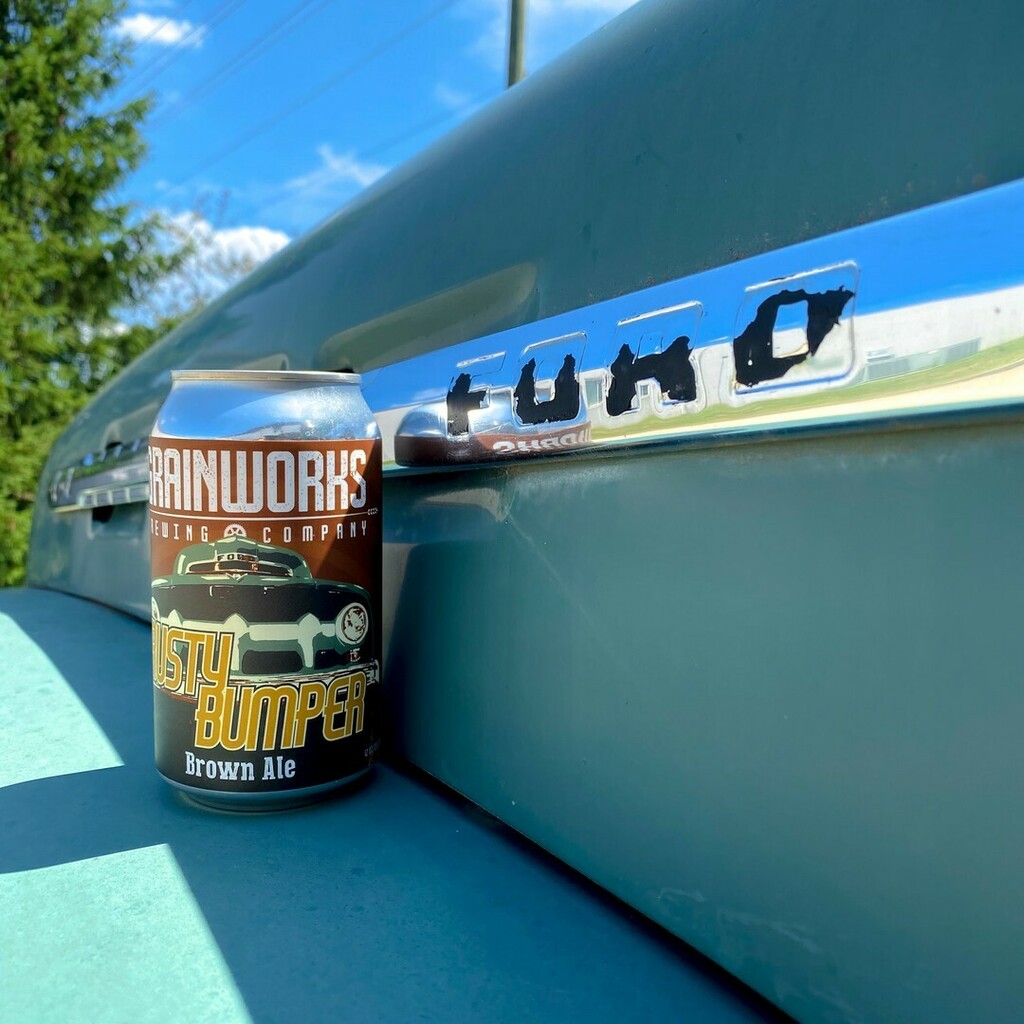 GrainworksBeer's tweet photo. It's TEAM TUNE TRIVIA tonight!⠀
⠀
Bring your friends and see if you can beat out the bar team.  Check out the Team Tune Trivia Facebook page for the categories for this week.⠀
⠀
#instagrain #soil2soul #grainworksbrewing #drinkbeerfromhere https://t.co/KCeRy0Di31 https://t.co/nHt9JtcIIJ