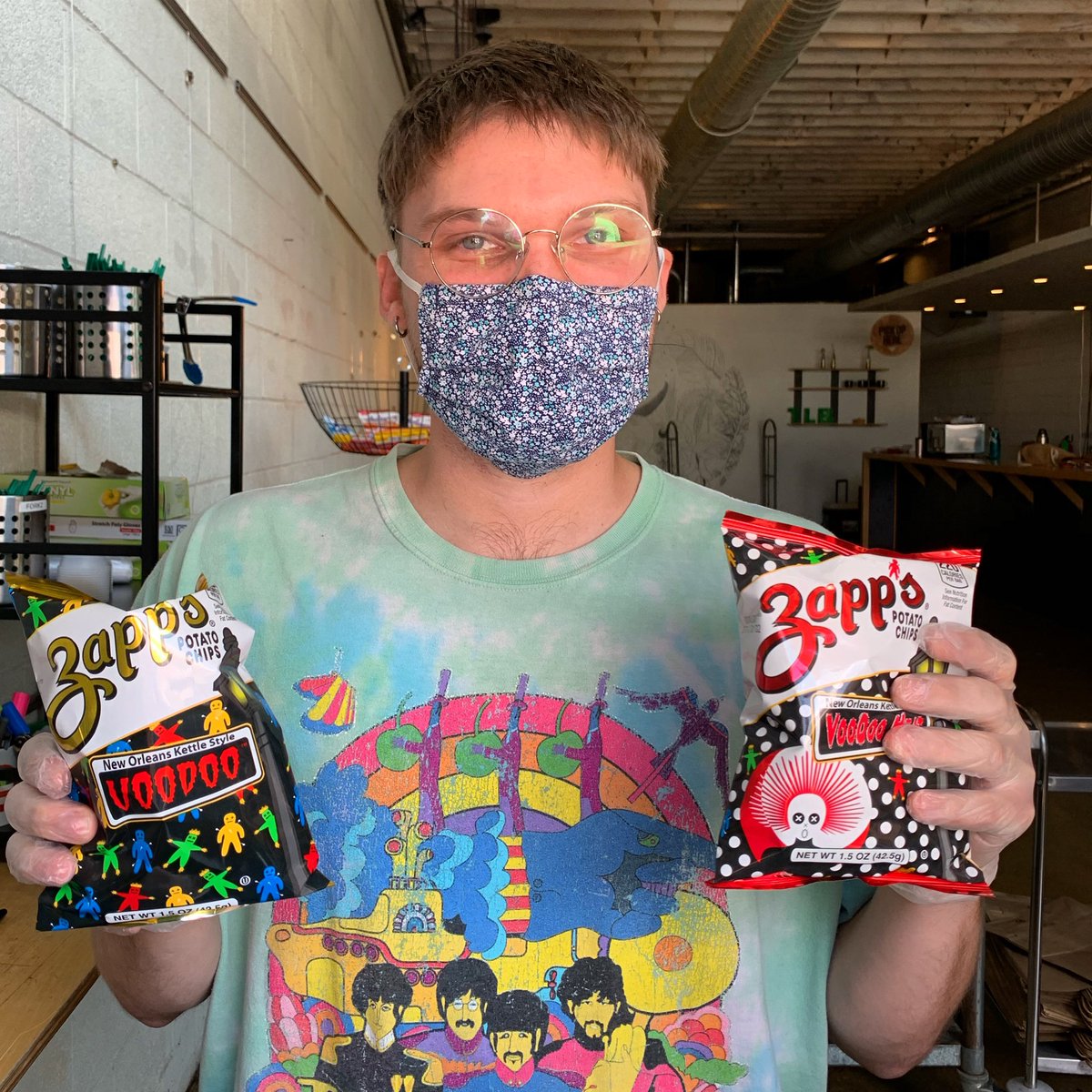 But really....how good are these chips? We’re here till 6PM and we need y’all to come find out!!! 😋😋😋 #okcvegan #theloadedbowlokc #downtownokc #okcfarmersmarketdistrict