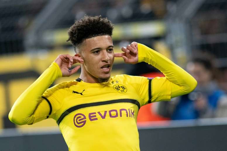 Breaking this down even more so, according to  @Wyscout, Sancho stopped at 3327 minutes this season. Meaning he had a goal/assist every 87 minutes.Greenwood? 2295 minutes, giving a goal/assist every 120 minutes, while James, with 2875 minutes gets one every 287(!) minutes.