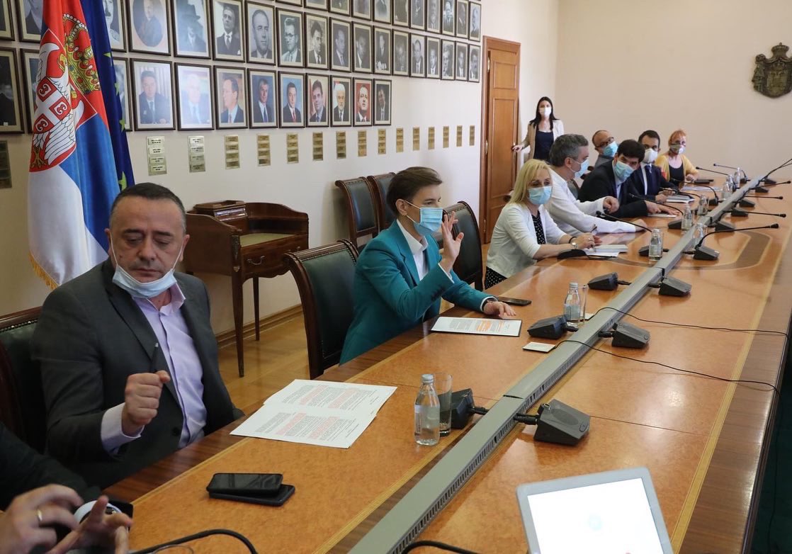 mre (@miningenergyrs) on Twitter photo Ministar <a href="/AAnticBG/">Aleksandar Antić</a> na sastanku sa <a href="/SerbianPM/">Aна Брнабић</a> i predstavnicima kompanije <a href="/RioTinto/">Rio Tinto</a> na kome je potvrdjeno dodatno ulaganje od 200 mil USD za dalji razvoj projekta Jadar kod Loznice
Još jedan dokaz o stabilnosti privrede i rudarstvu kao jednom od ključnih stubova privrednog napretka Ministar <a href="/AAnticBG/">Aleksandar Antić</a> na sastanku sa <a href="/SerbianPM/">Aна Брнабић</a> i predstavnicima kompanije <a href="/RioTinto/">Rio Tinto</a> na kome je potvrdjeno dodatno ulaganje od 200 mil USD za dalji razvoj projekta Jadar kod Loznice
Još jedan dokaz o stabilnosti privrede i rudarstvu kao jednom od ključnih stubova privrednog napretka