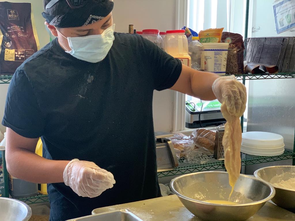 GarageYouth's tweet image. Career Compass Spotlight:
Meet Alex who is an intern at Twelves Grill &amp;amp; Cafe in West Grove! Alex is going into 11th grade at Avon Grove High School and interested in a career in the culinary arts.
#EmpowerYouth #PASummerIntern #CulinaryArts #NationalInternDay