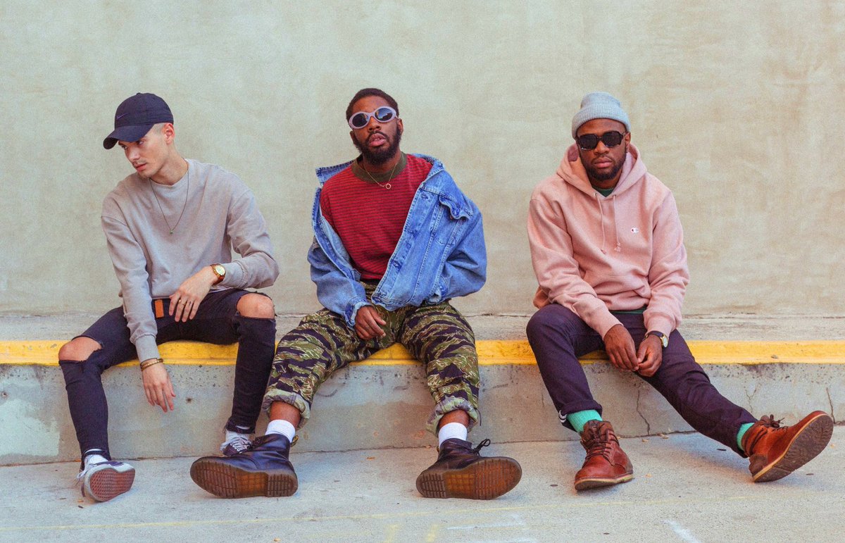 • [Thread]Sonder ( @Sonder) ou le trio à la vision Retro-Futuriste.