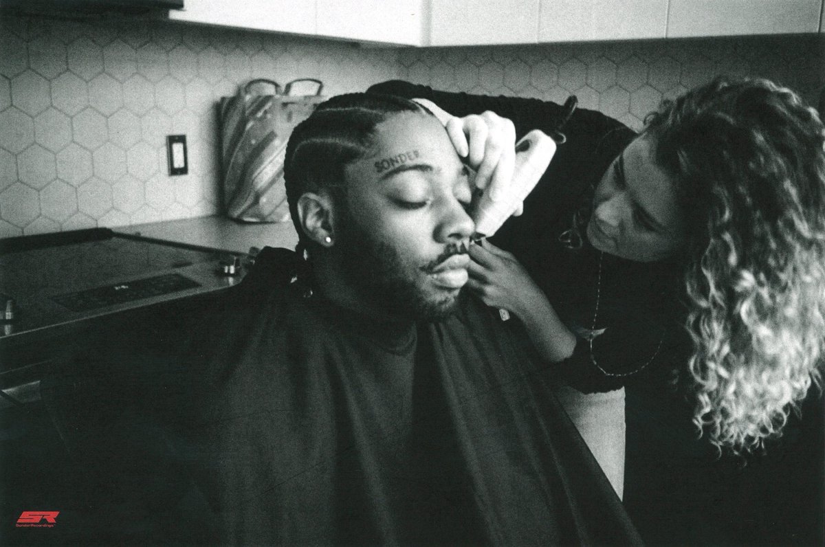 Un projet relatant la vie, la famille, des relations sentimentales. C’est une introduction voir même un concept qui aborde le cœur même des sentiments émotionnels qu’un homme peut ressentir lors de sa vie. Ses questionnements, ses déceptions, ses croyances, ses espoirs.