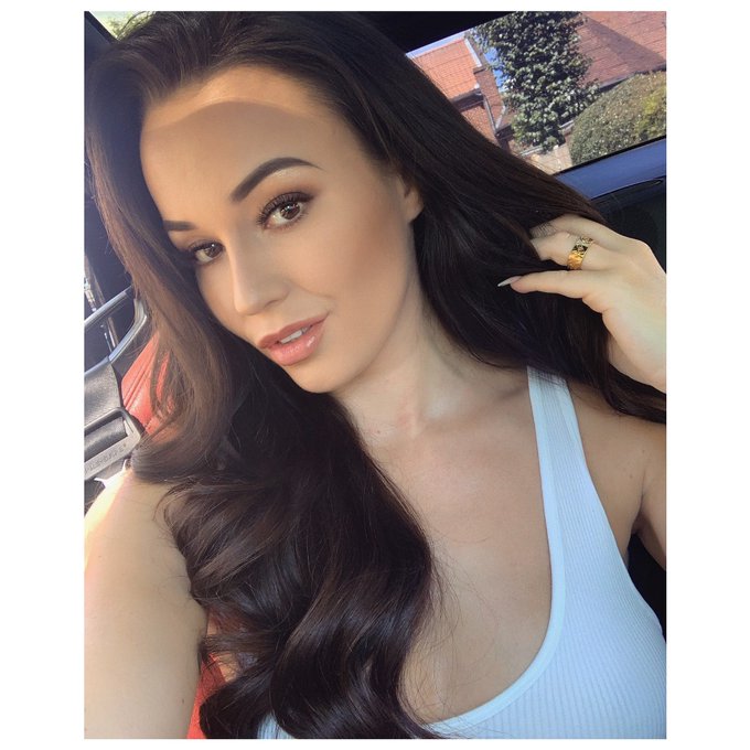 En route for cocktails 🤍 https://t.co/uJ3kfSUi4a