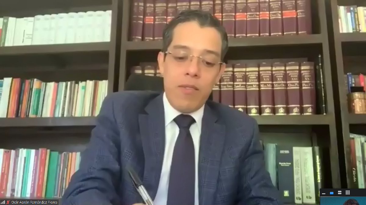 cnahonduras's tweet photo. El CNA certifica a 29 nuevos universitarios con excelencia académica en la cuarta edición "Pasantía y Certificación de Jóvenes Anticorrupción". Con este logro, ya son 109 combatientes en total que están listos para hacer frente a los corruptos.

¡En horabuena! 👏
#HondurasLoExige https://t.co/SQPWyBtQZV