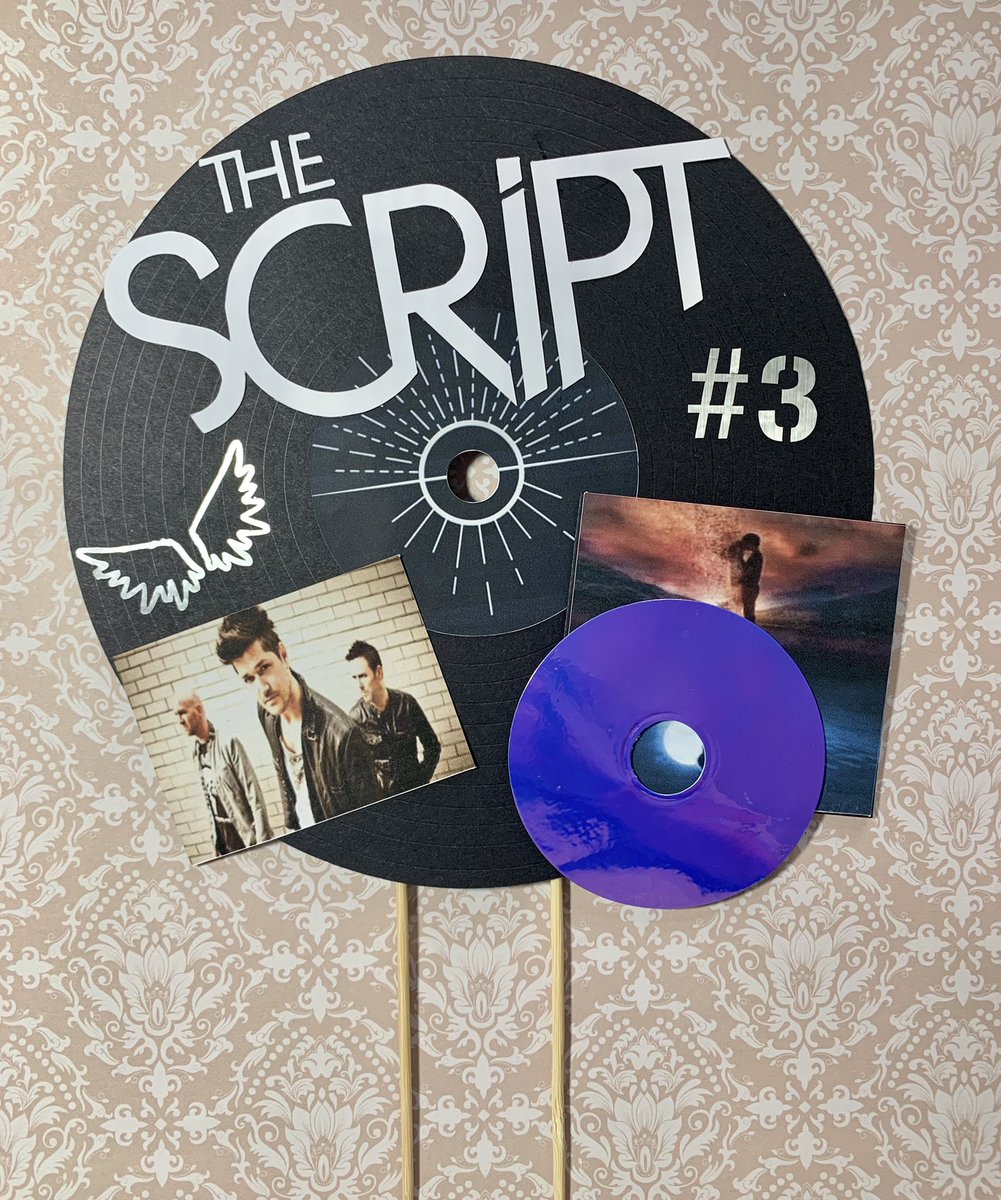 SarahMorton73's tweet photo. your friend asks you to design a cake topper for her relative who is a Script fan ......
only trouble is being a huge Script fan myself I don’t want to give it up 😂 @thescript @TheScript_Danny @glenofthepower #handmade #caketopper #thescript #thescriptfamily #thescriptofficial https://t.co/uf3CUjUw6c
