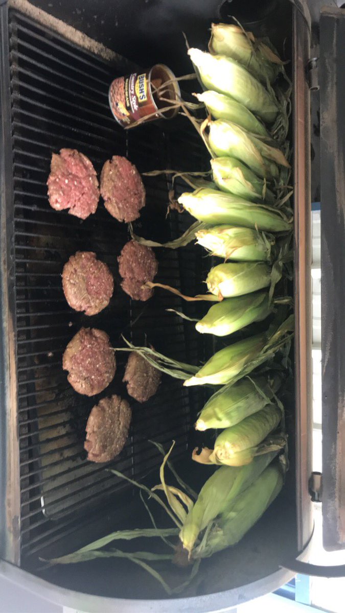 WarriorsCoachK's tweet photo. Just a light lunch today! #CornState #BeefState https://t.co/96PEWyk9T7
